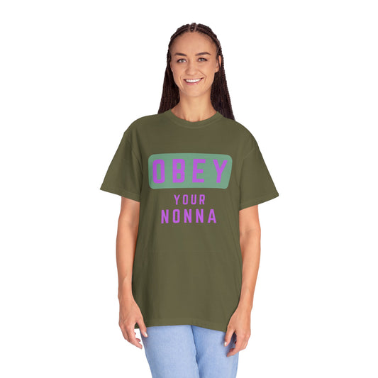 Obey your Nonna! Unisex T-shirt